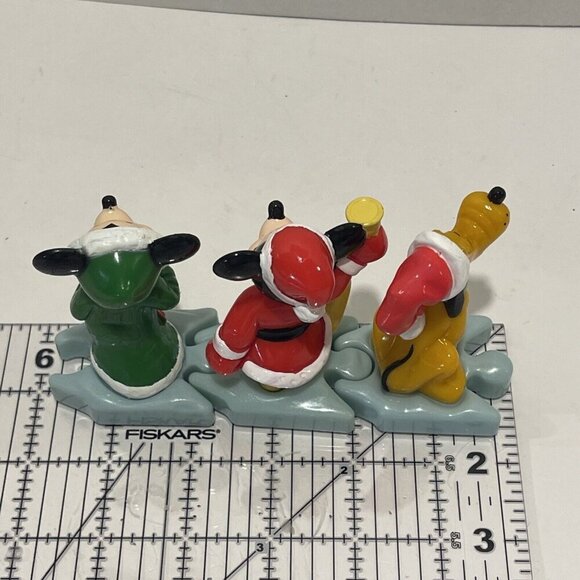 Mickey's Once Upon a Christmas McDonald's Collectible Toys Mickey Minnie & Pluto - Picture 8 of 12